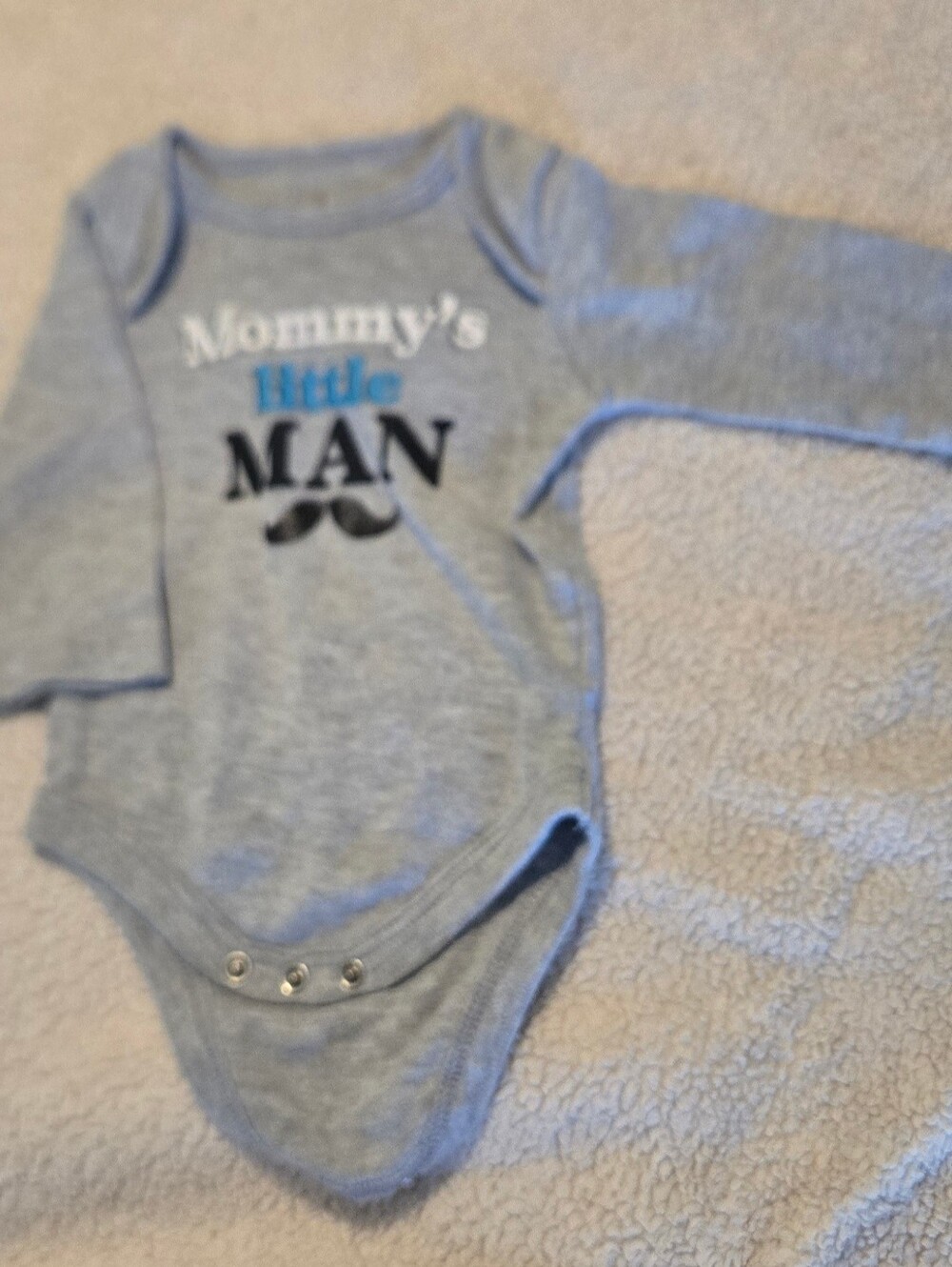 Faded Glory Grey Long-Sleeve 'Mommy's Little MAN' Bodysuit
